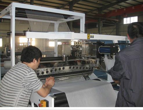 對(duì)于當(dāng)今社會(huì)的熱熔膠涂布機(jī)的優(yōu)點(diǎn)有哪些？