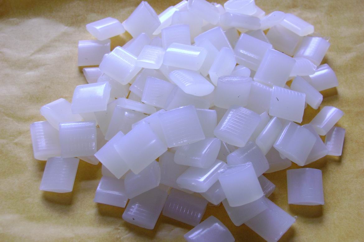 什么是環(huán)保熱熔膠機？